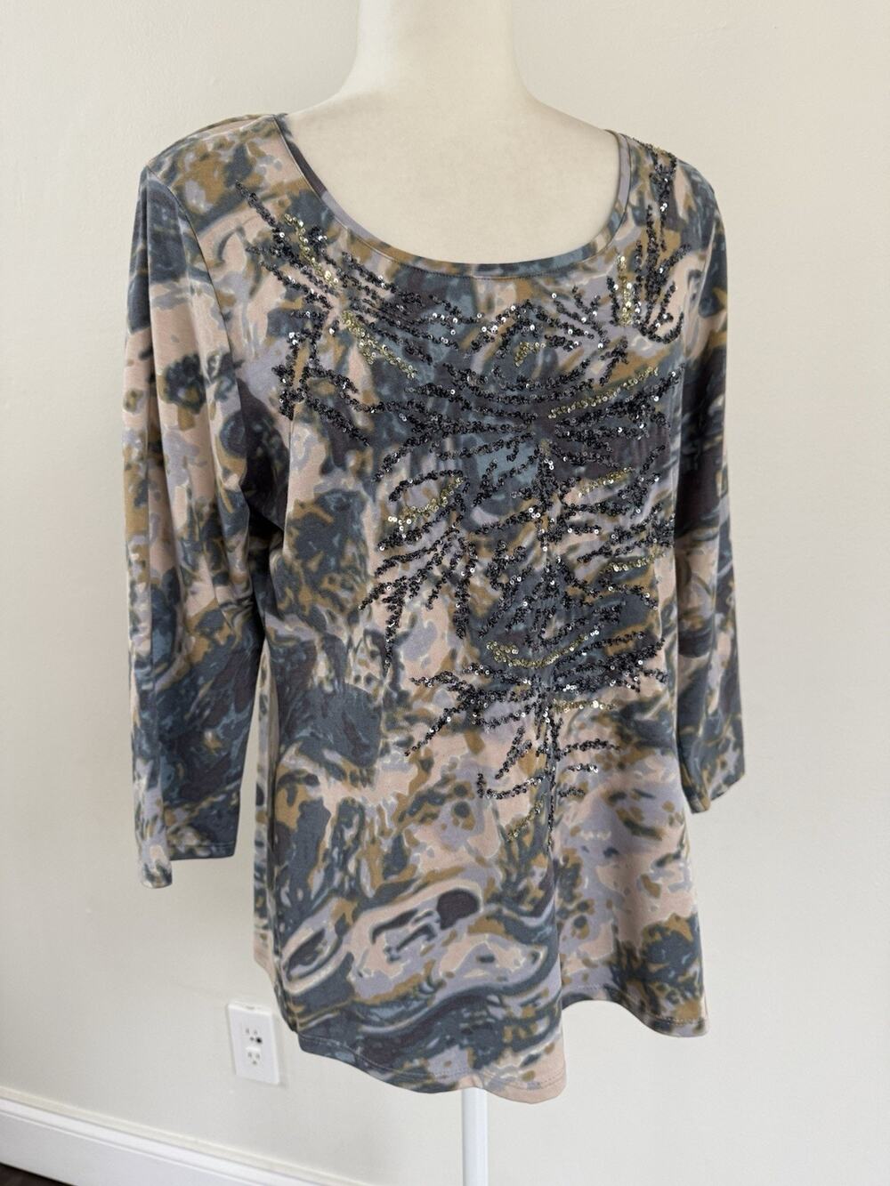 Coldwater Creek Women’s Sequin 3/4 Sleeve pullover Top Sz M